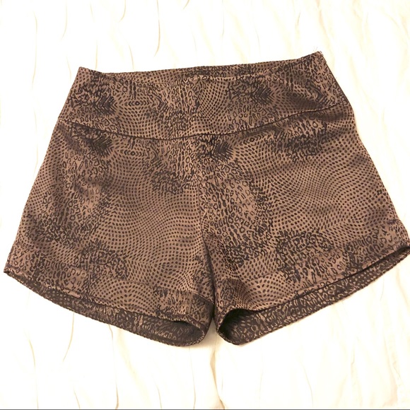 Nica Kessler satin brocade shorts size 8